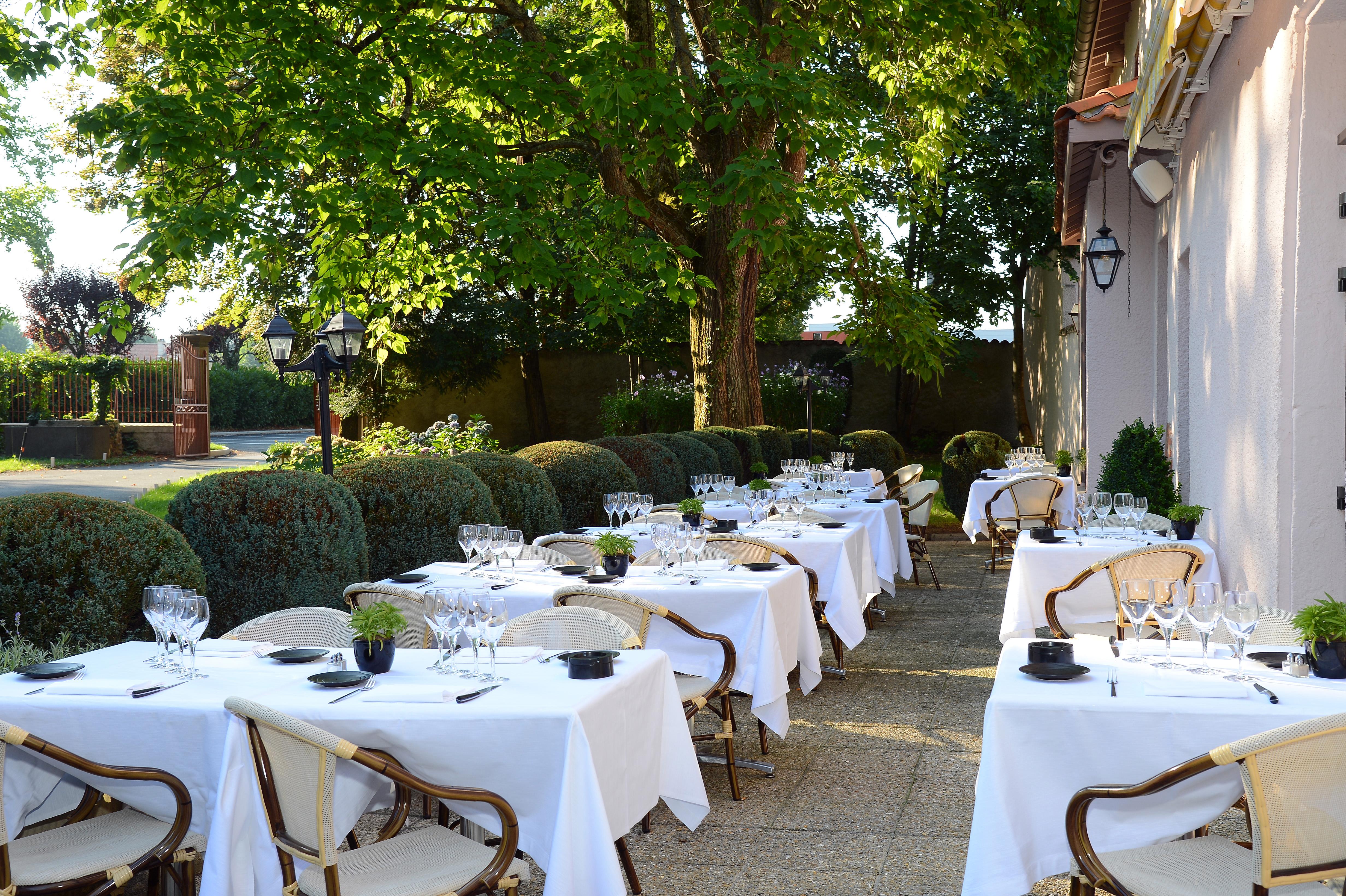 Clos St Eloi, The Originals Relais Тьєр Екстер'єр фото