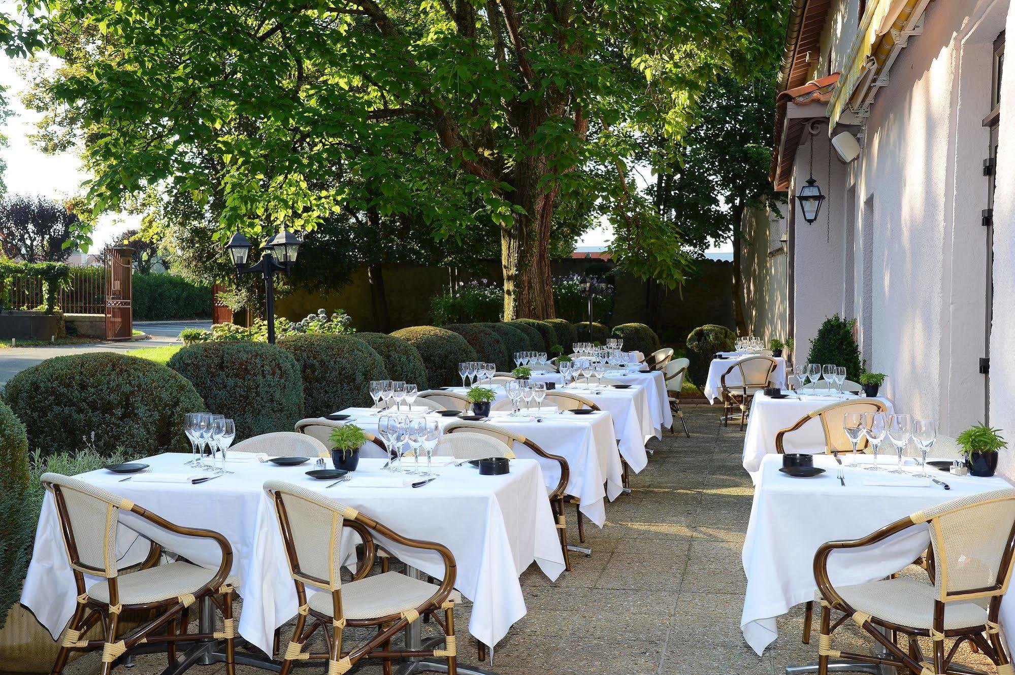 Clos St Eloi, The Originals Relais Тьєр Екстер'єр фото